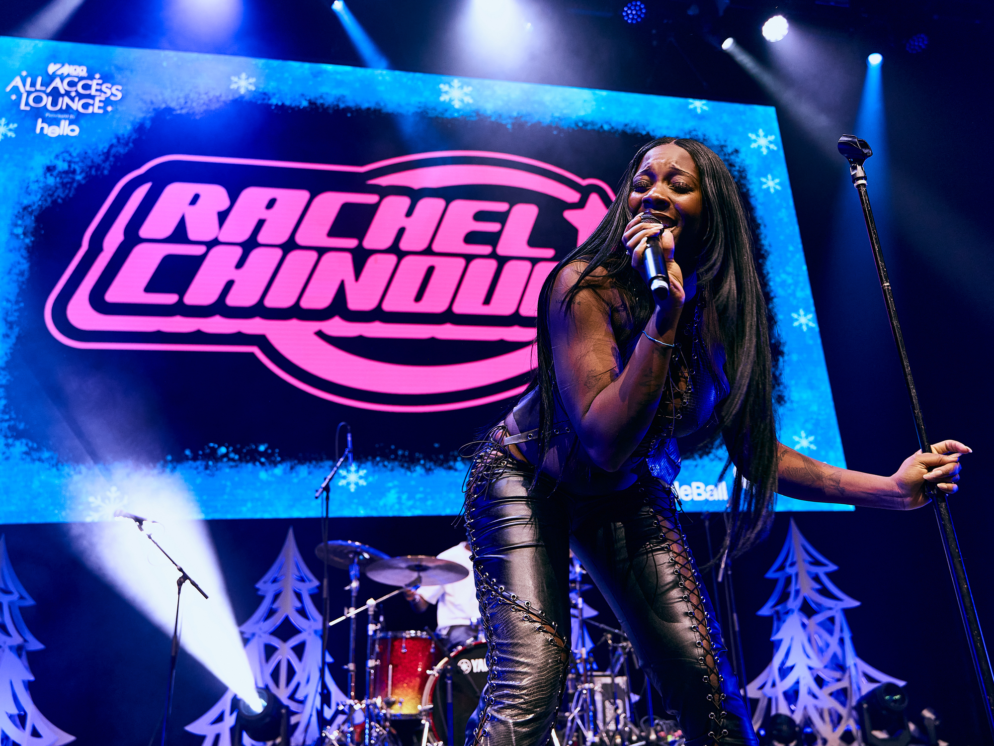 lauren nakao winn, photography, rachel chinouriri